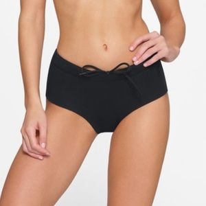 SKIMS Sport Swim Cheeky Bottom • Small • Onyx